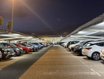Aparcar a l’aeroport: les opcions més econòmiques i pràctiques