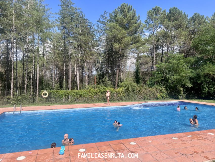jugattopia piscina