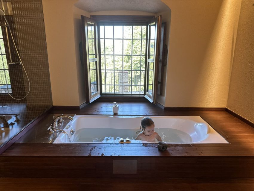 el munt lavabo suite bo