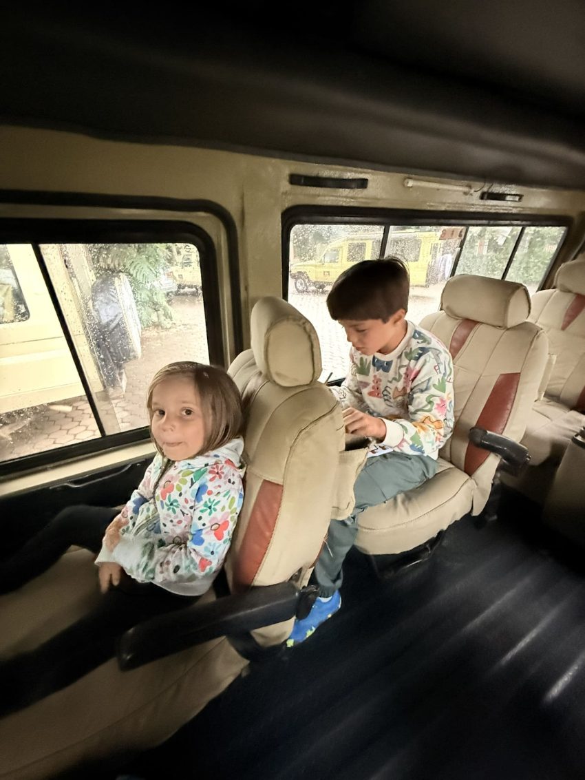 interior cotxe safari