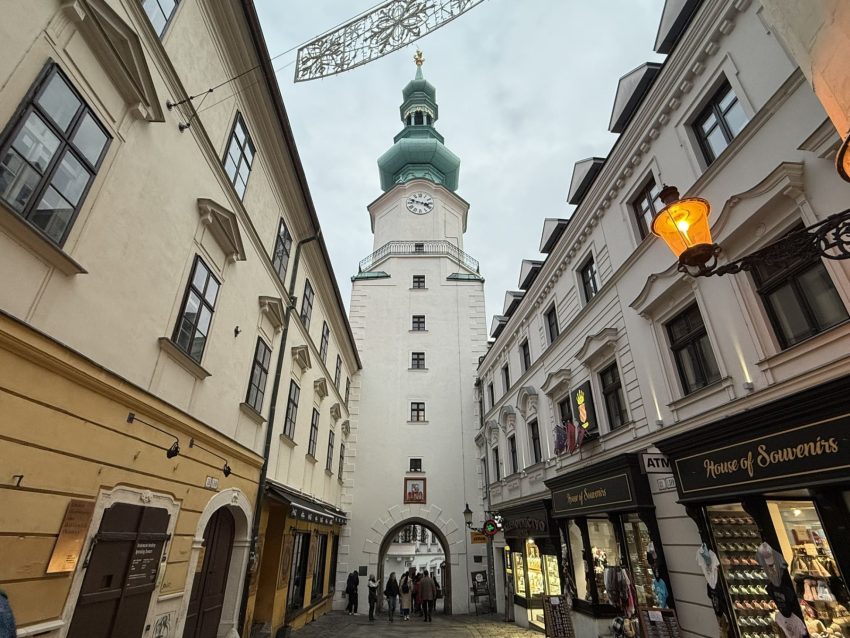 bratislava ciutaaat 333