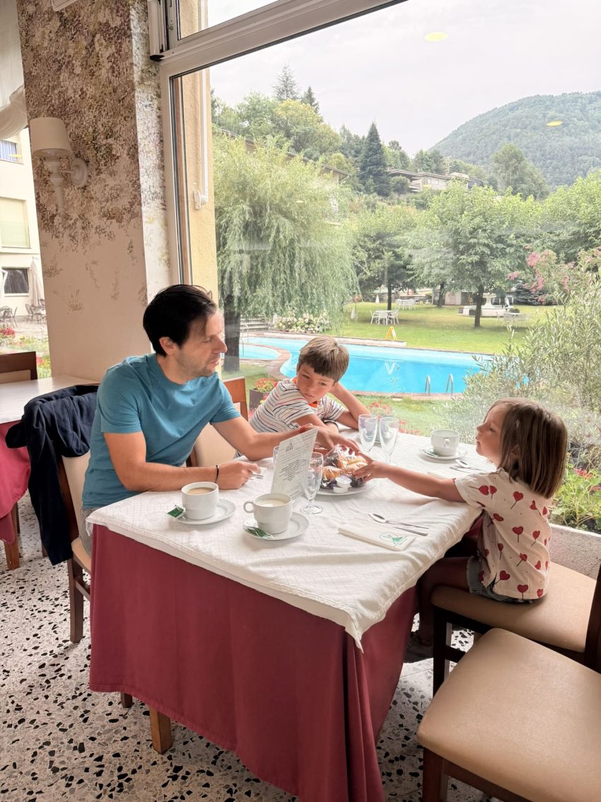 hotel catalunya park dinar 2 esmorzar