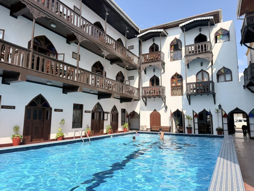 tembo house 8