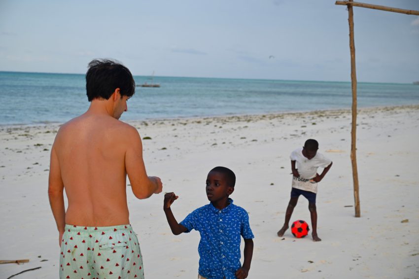 zanzibar futbol nens