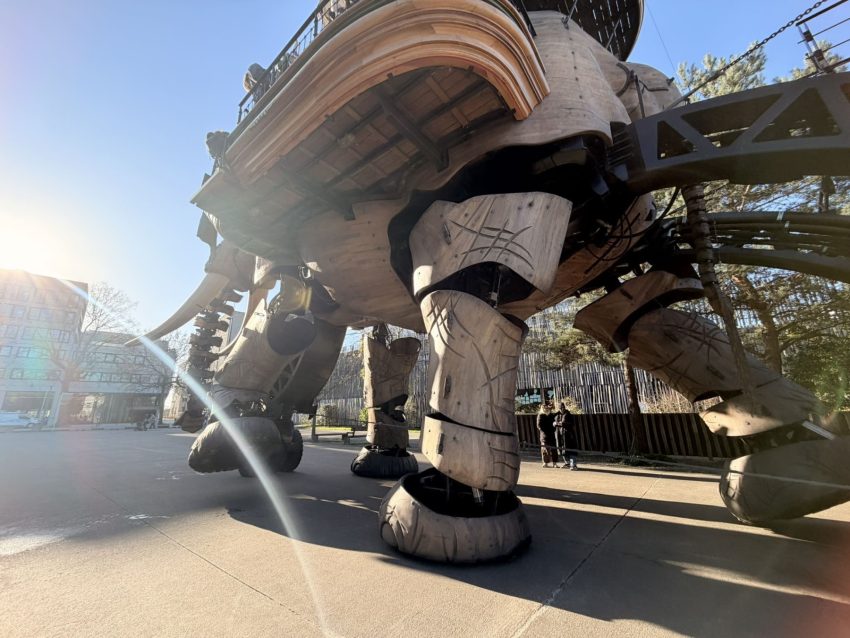 elefant gegant nantes 89