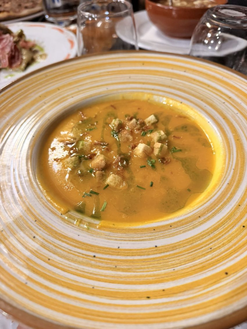 camping els roures restaurant 2