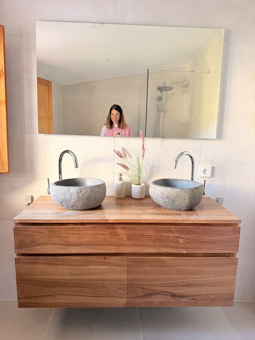 can poch lavabo