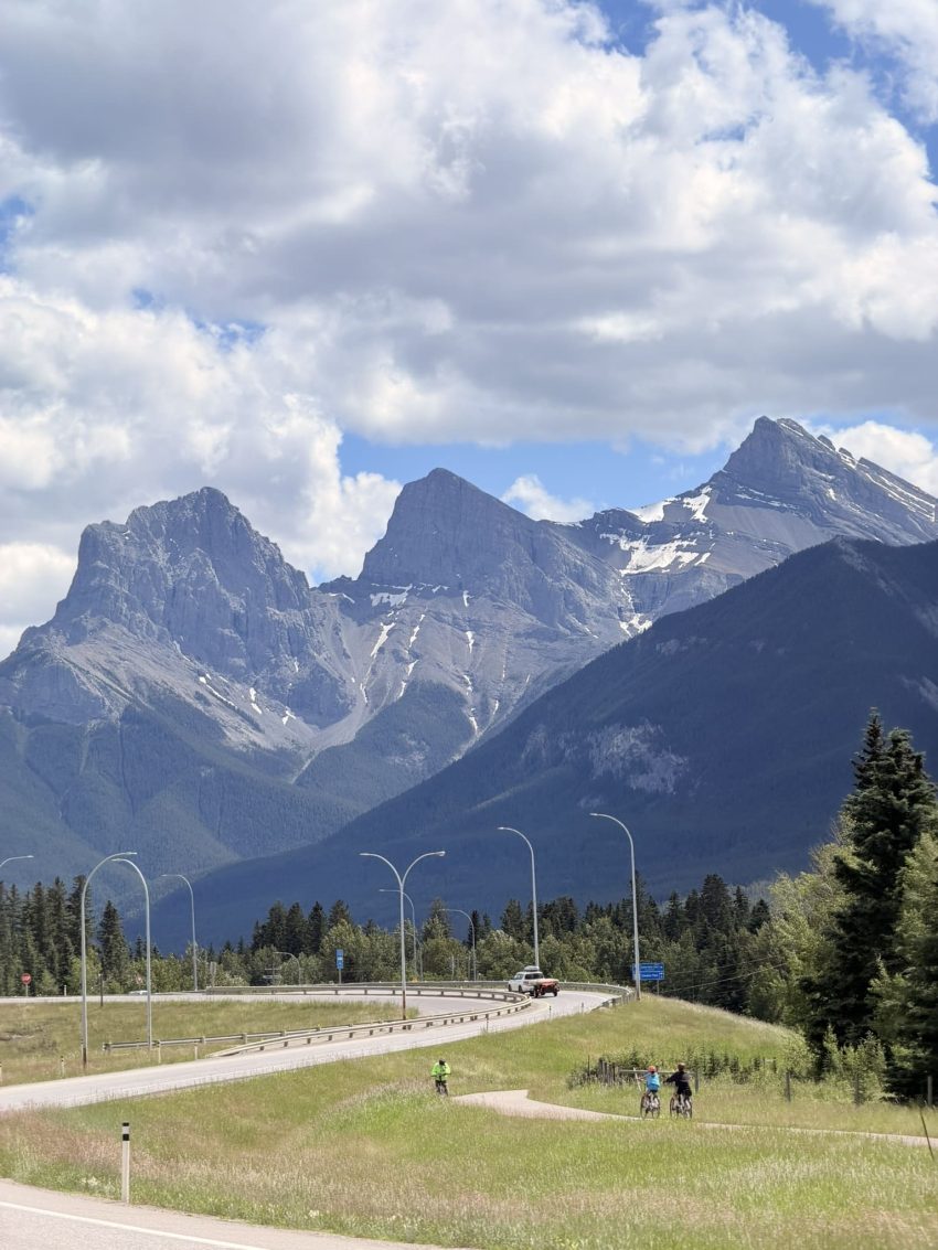 canmore three sisters