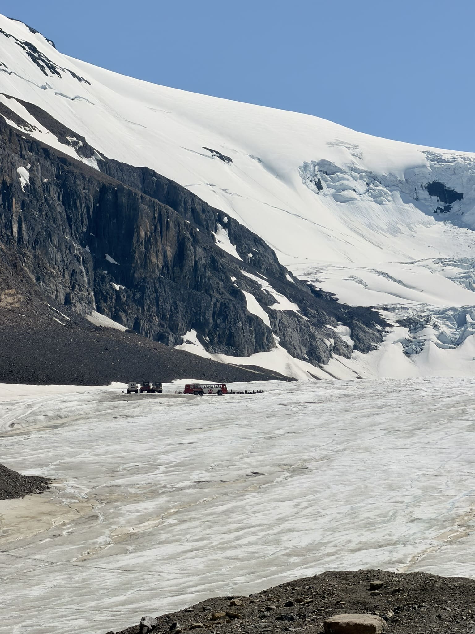 athabasca glacier busos