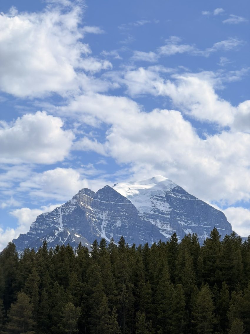 lake louise mes muntanyes