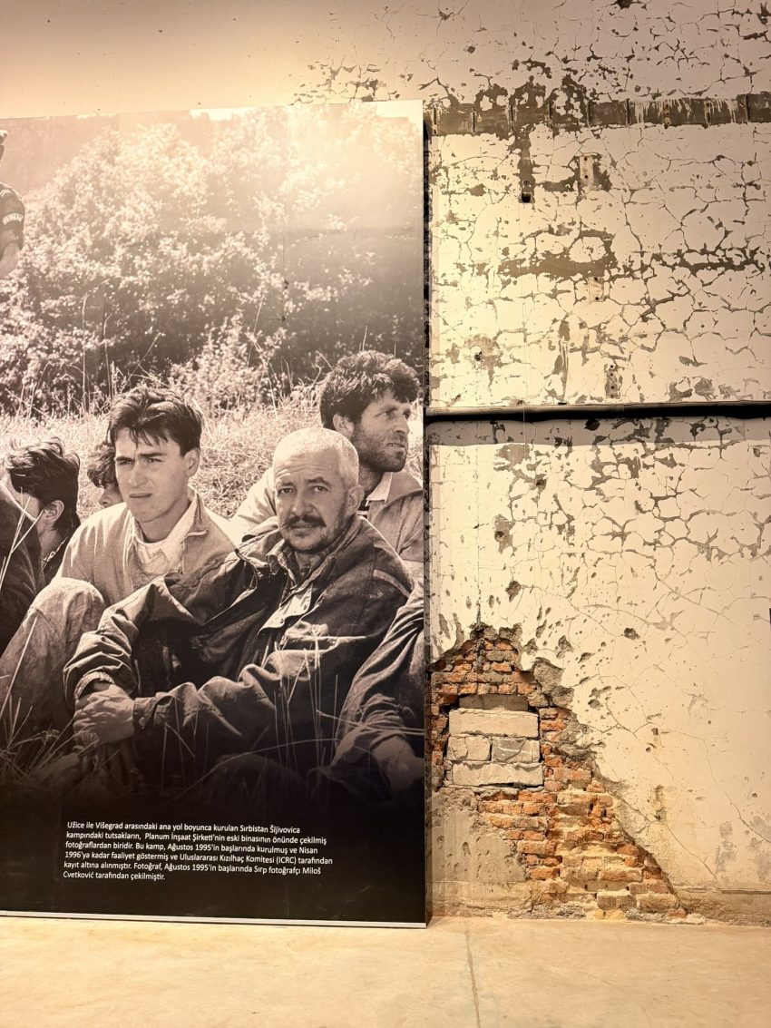 memorial srebrenica 2