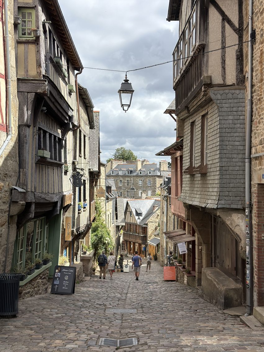 dinan 14