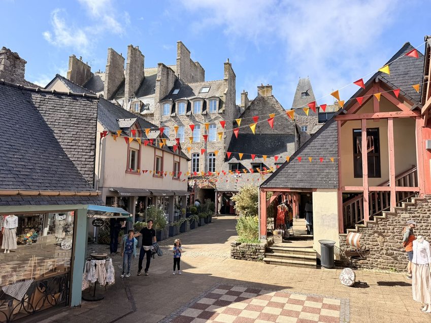 dinan 2