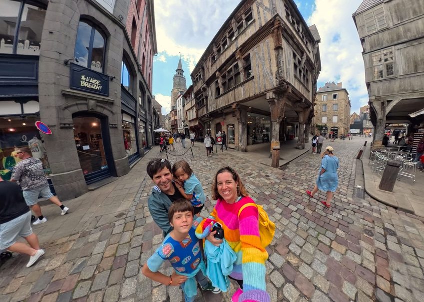 dinan familia