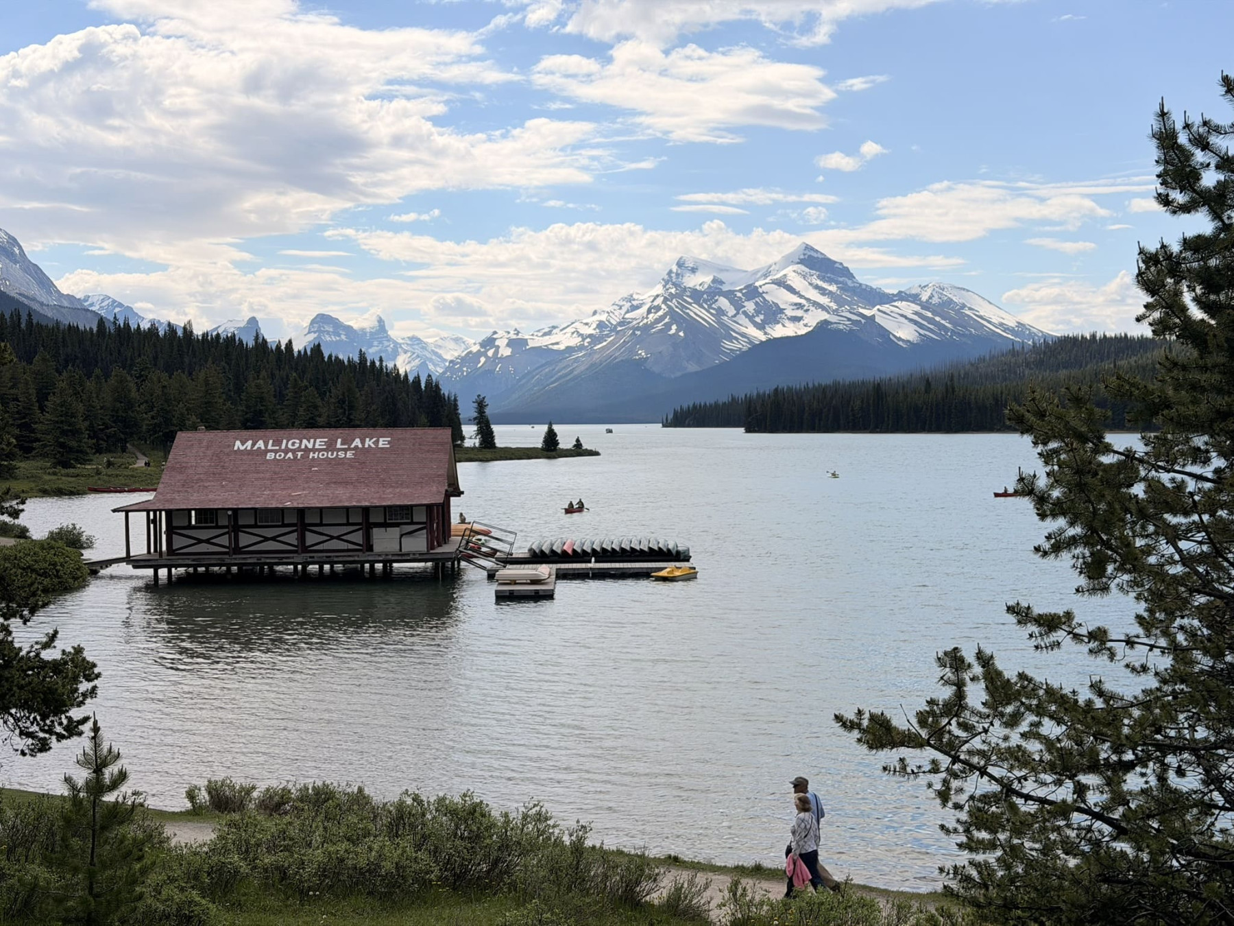 maligne lake