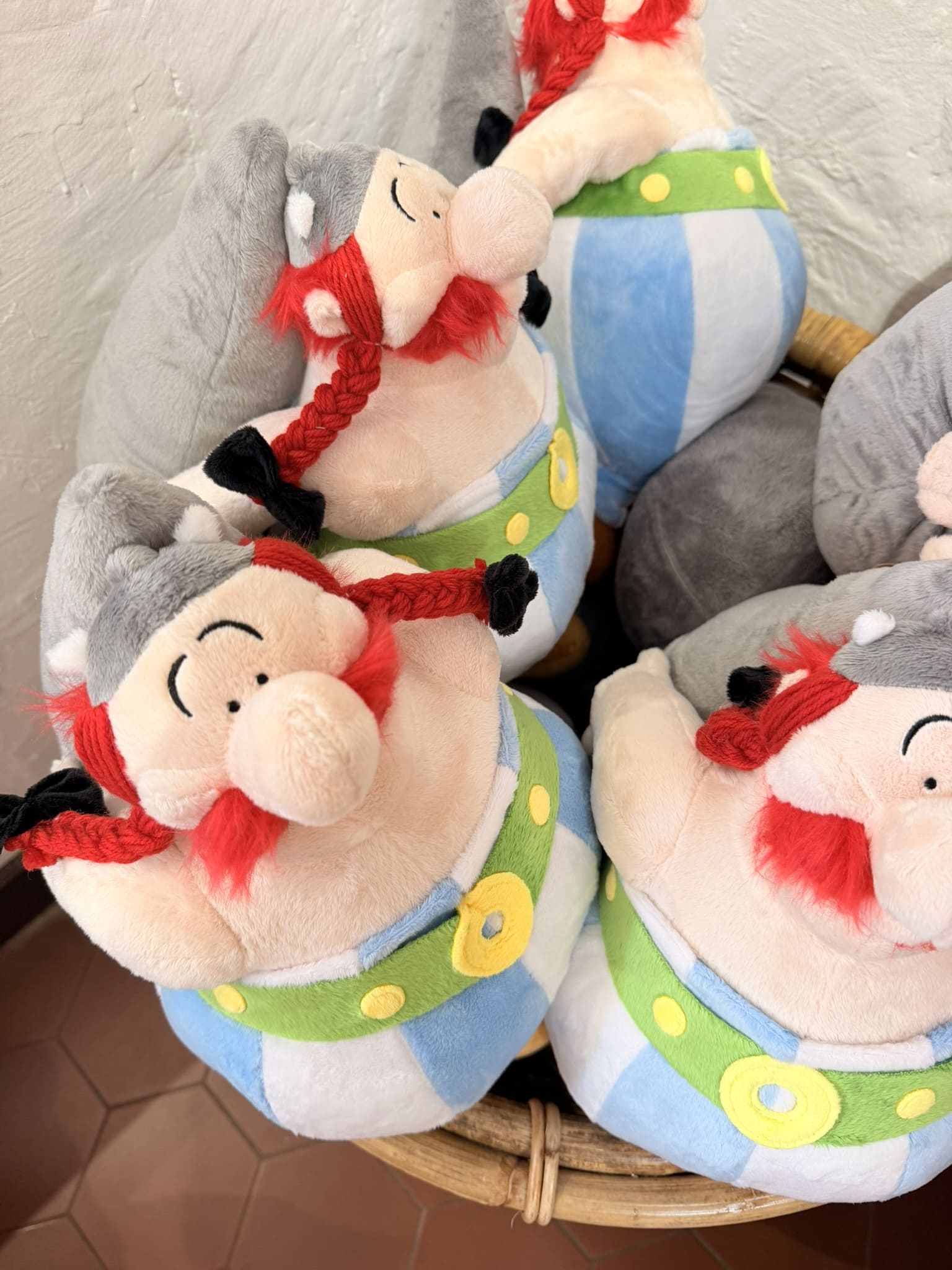 parc asterix botigues guais