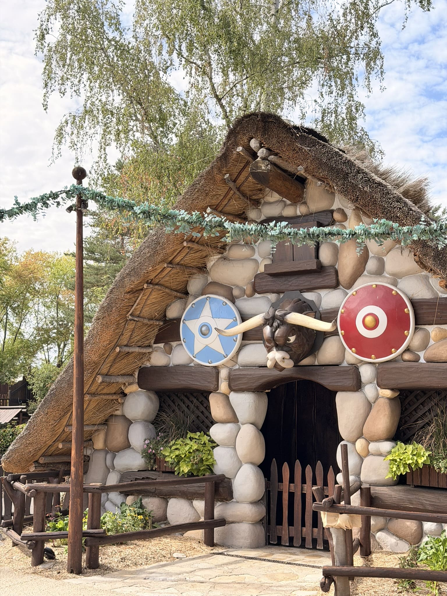 parc asterix poble gal mes mes