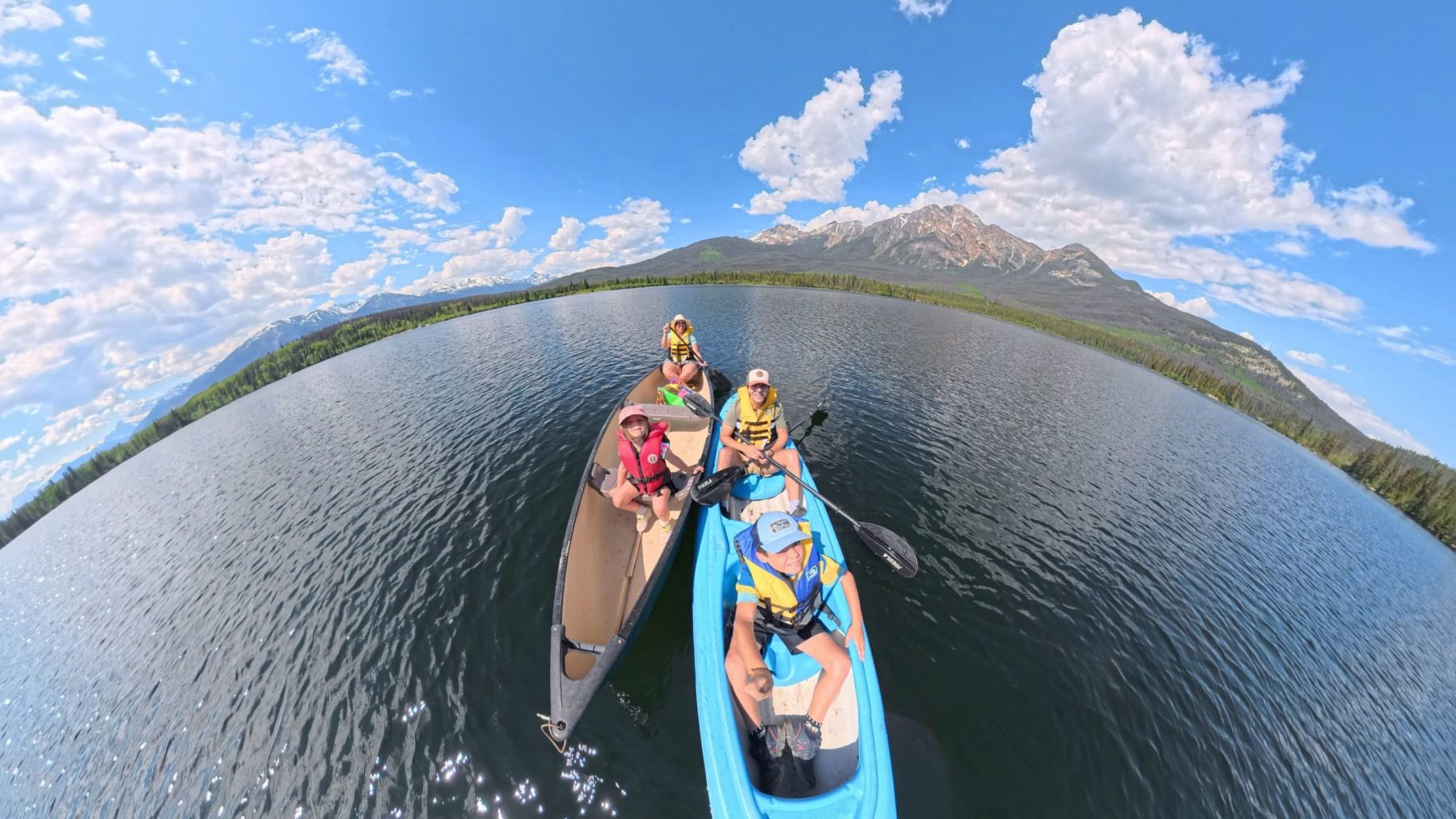 pyramid lake canoa