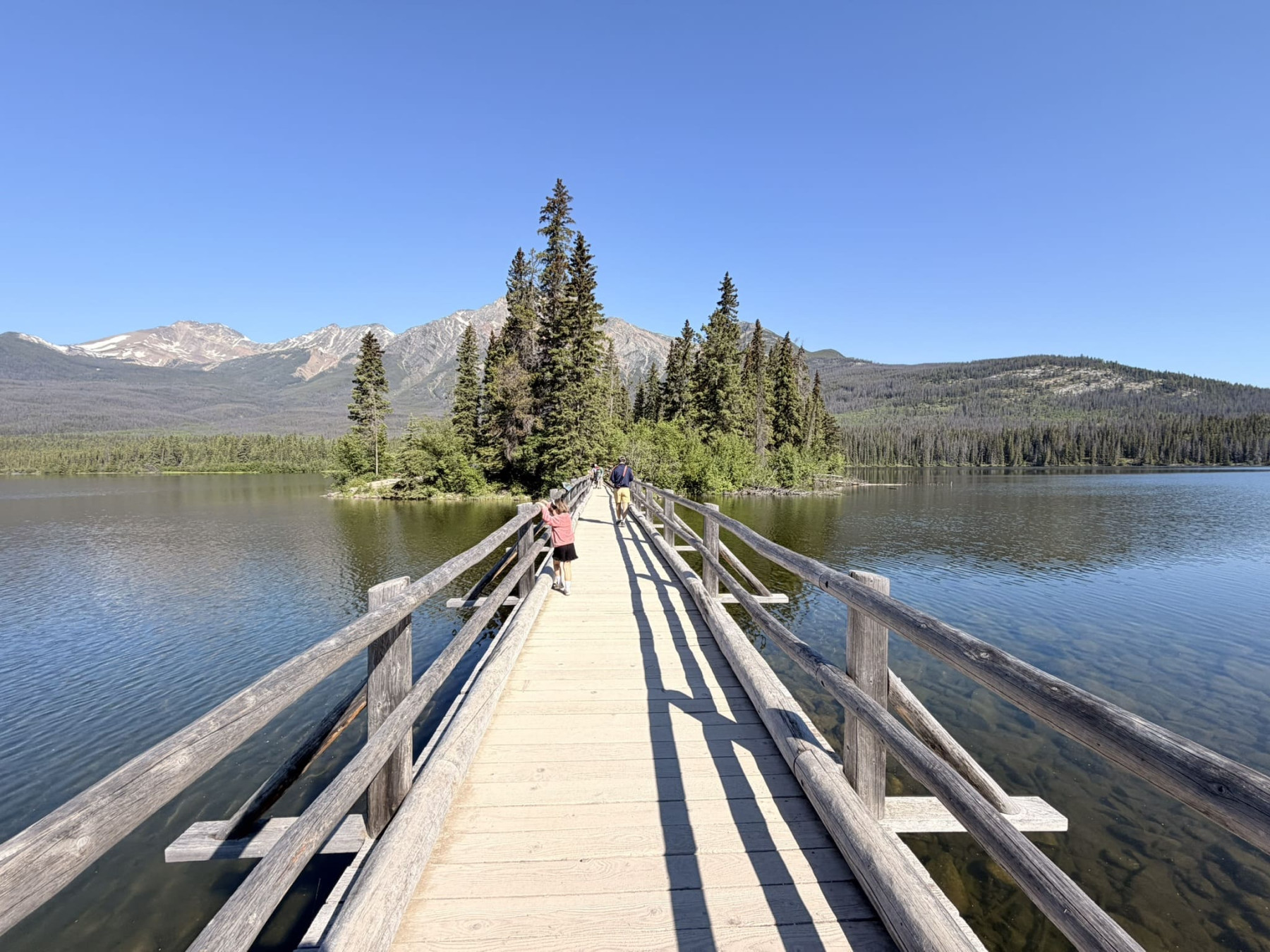 pyramid lake