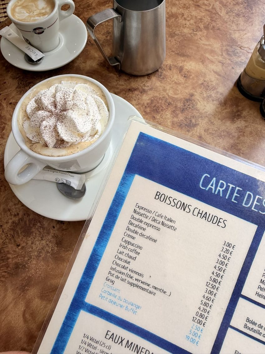 mont saint michel cafe