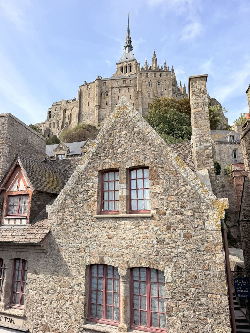 mont saint michel casetes