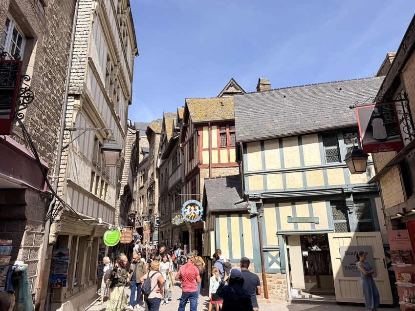 mont saint michel pobleeet