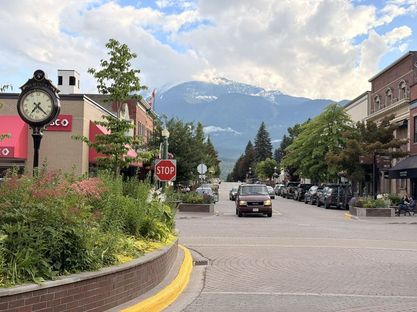 revelstoke mes mes